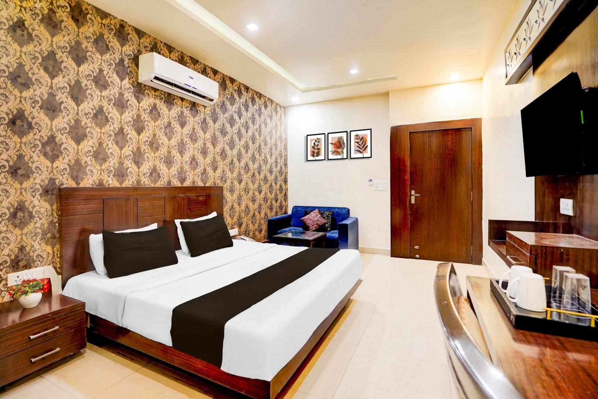 Super Townhouse Lalghati Near Airport Bhopal Dış mekan fotoğraf