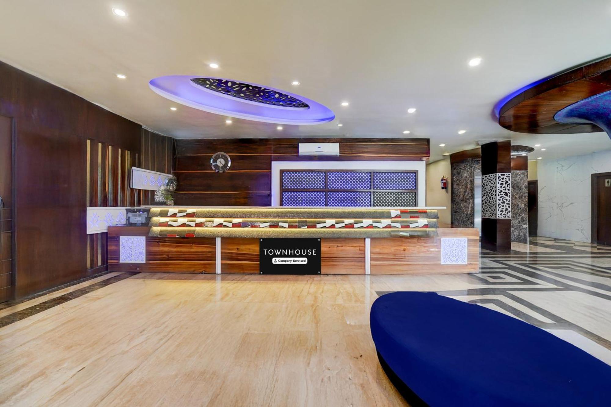 Super Townhouse Lalghati Near Airport Bhopal Dış mekan fotoğraf