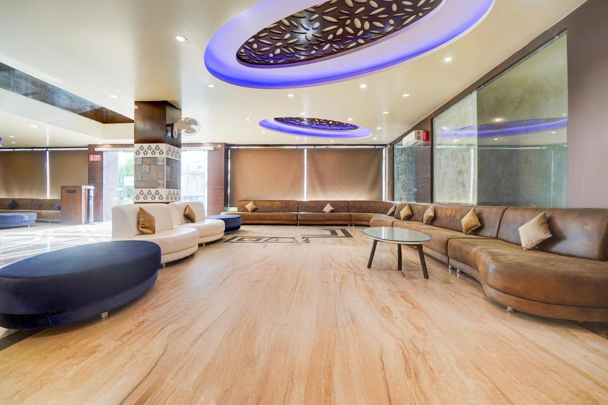 Super Townhouse Lalghati Near Airport Bhopal Dış mekan fotoğraf