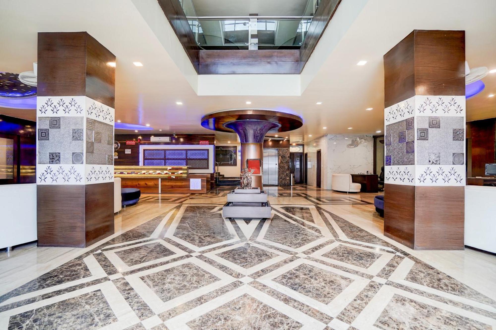 Super Townhouse Lalghati Near Airport Bhopal Dış mekan fotoğraf